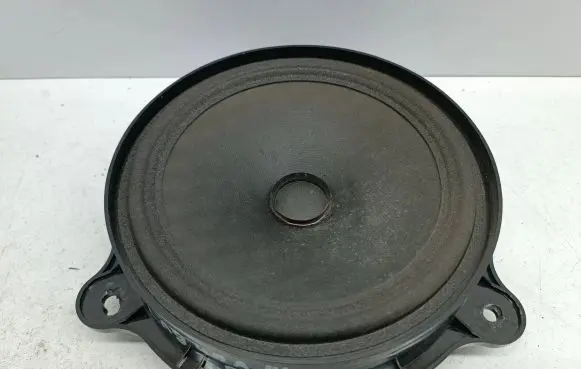 Renault Laguna III Front door speaker 281440001R T18543701