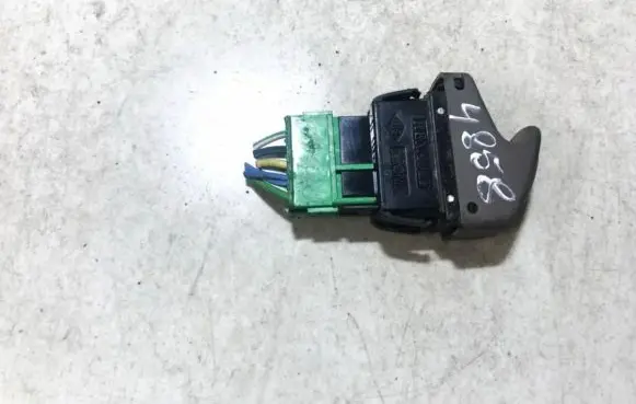 Renault Twingo I Electric window control switch