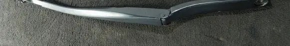 BMW 5 F10 F11 Front wiper blade arm 7182460