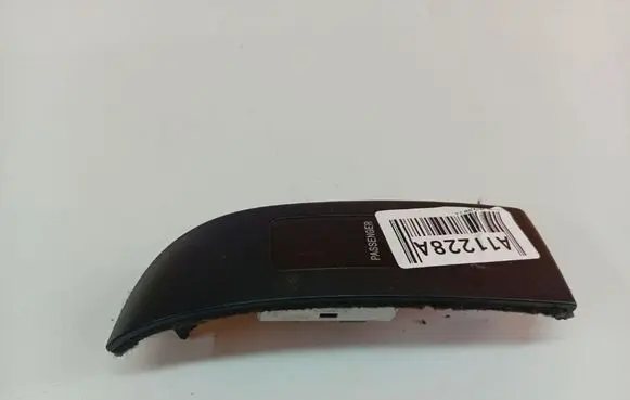 Hyundai Sonata Passenger airbag on/off switch 959303K500
