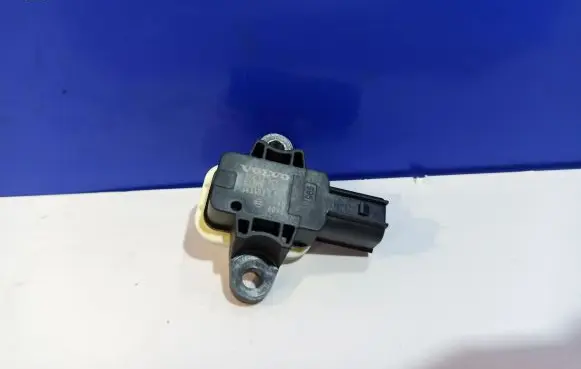 Volvo V60 Airbag deployment crash/impact sensor 31334336 31471578