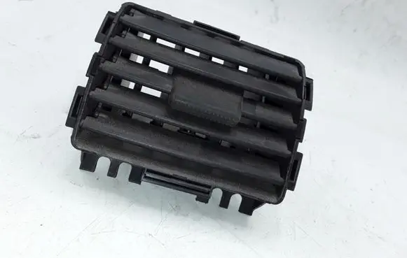 Suzuki Ignis Dashboard side air vent grill/cover trim 7361186G00