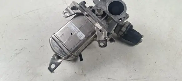 Volvo XC60 EGR valve cooler P32203034 0280751016 31439464