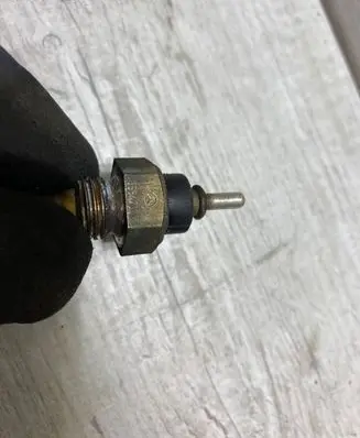 Mercedes-Benz SL R129 Coolant temperature sensor 0055422617
