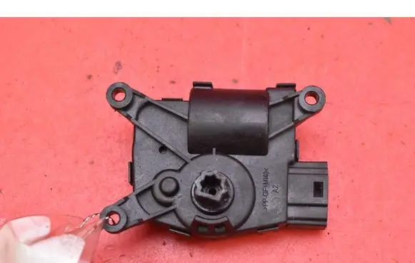 Tesla Model Y Air flap motor/actuator 150062300A