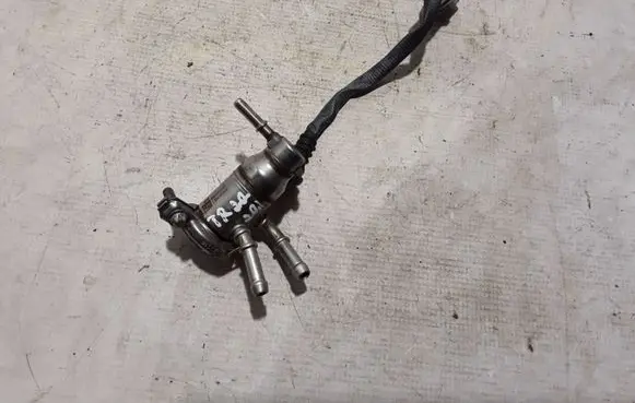Renault Trafic III (X82) AdBlue injector 208997976R