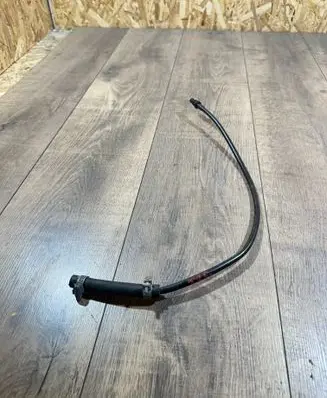 Mercedes-Benz E W211 Engine coolant pipe/hose A2115010325