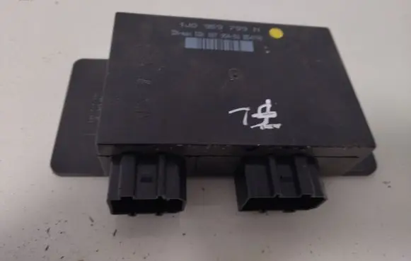 Volkswagen Golf IV Comfort/convenience module 1J0959799N