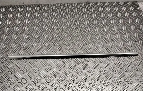 Volvo V70 Rear side glass trim 