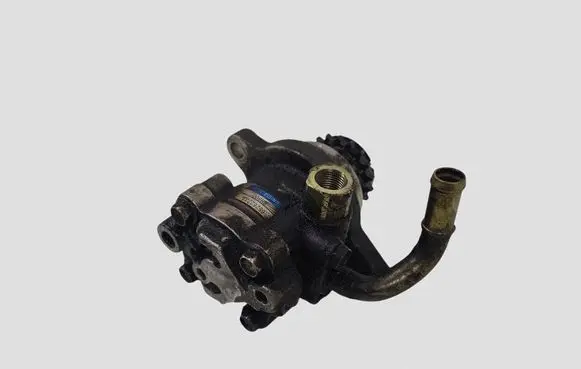 Nissan X-Trail T30 Power steering pump 65262232 8H800