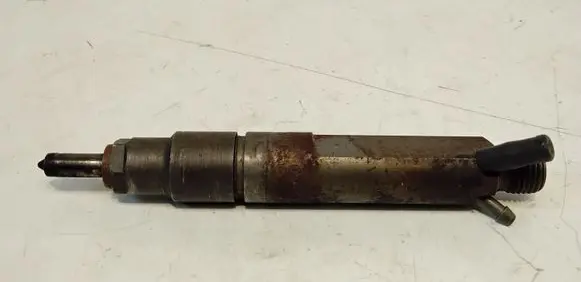 Seat Toledo II (1M) Fuel injector 038130202A