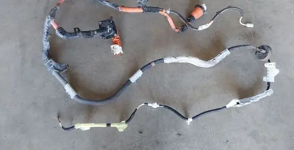 Toyota Prius+ (ZVW40) High voltage cable 