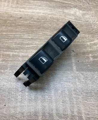 BMW 3 E46 Electric window control switch 8381514 03120220