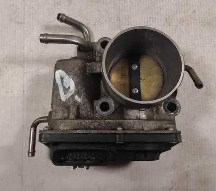 Toyota Camry Throttle valve 220300H030