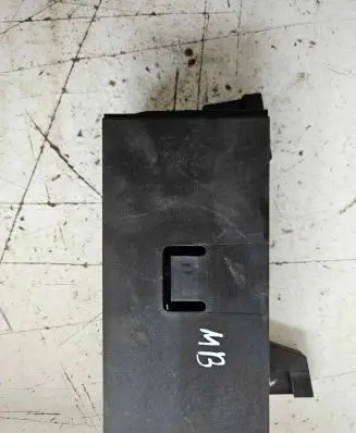 Mercedes-Benz E W211 Other engine bay part 2125452140 10400579840