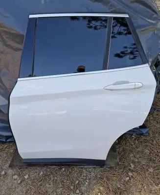 BMW X1 F48 F49 Rear door 41007461351 7461351