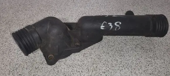 Thermostat/thermostat housing