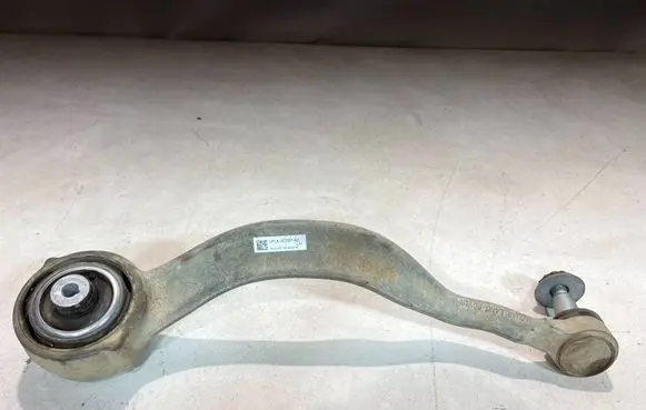 Land Rover Defender Front lower control arm/wishbone LPLA3C257AD