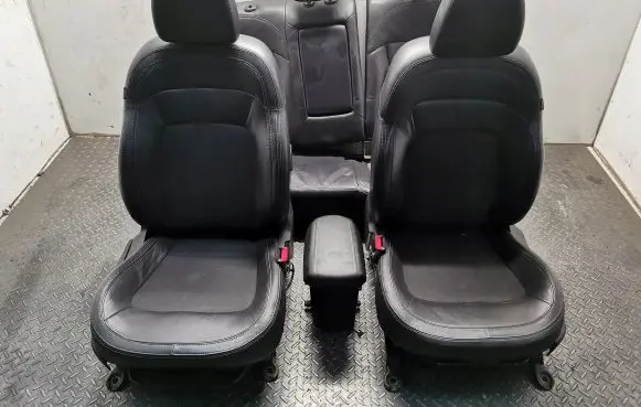 KIA Sportage Seat set 