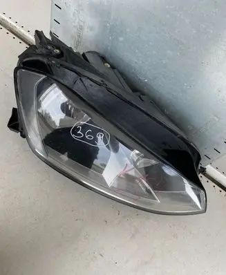 Volkswagen Golf VII Headlight/headlamp