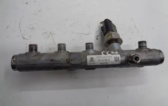 Audi A4 S4 B8 8K Fuel main line pipe 059130089AH
