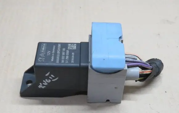 Ford Kuga II Glow plug pre-heat relay 9803299780 20160428 51299058A