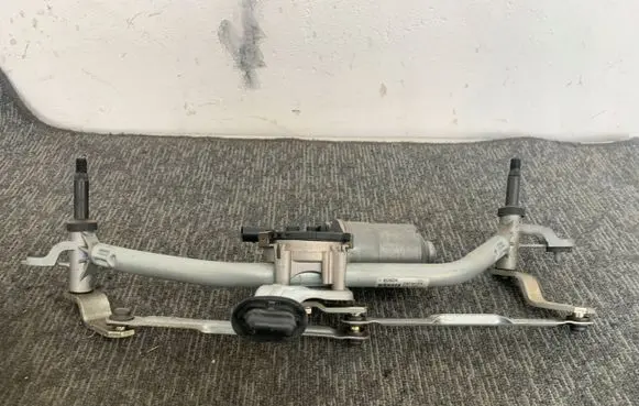 Opel Crossland X Rear window wiper mechanism 