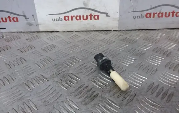 Opel Vectra C Windshield washer fluid level sensor 90345055
