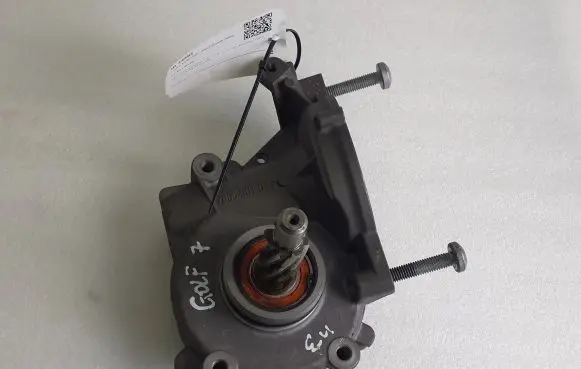 Volkswagen Golf VII Steering rack mechanical part 7805501643 7802030371