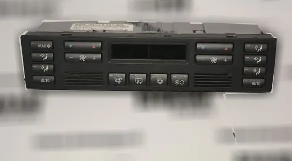 BMW 7 E38 Climate control unit 6901306