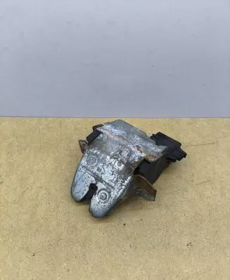 Mercedes-Benz CLK A209 C209 Tailgate/trunk/boot lock/catch/latch