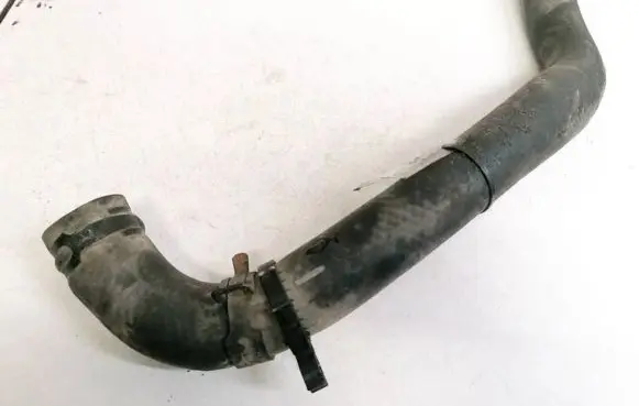 KIA Carnival Engine coolant pipe/hose