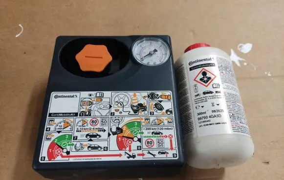 Nissan Leaf II (ZE1) Tire air pump compressor 