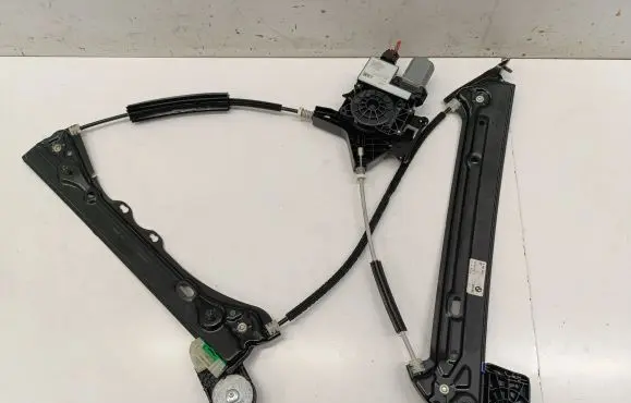 BMW 2 F44 Front door window regulator with motor 5A01D23 9854229