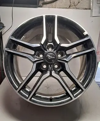 Ford Mustang VI R18 alloy rim 