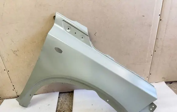 Suzuki Vitara (LY) Fender 