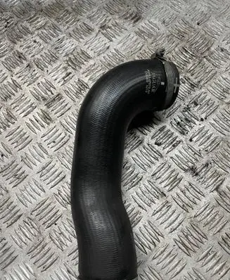 Intercooler hose/pipe