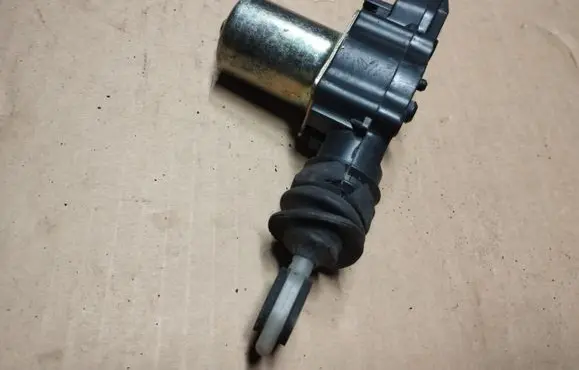 Front door lock