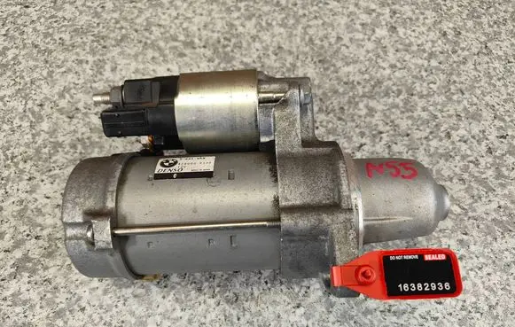 BMW 1 F20 F21 Starter motor 7631558