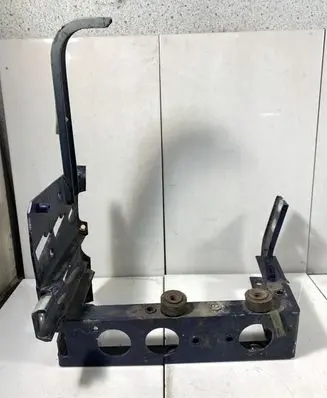 Audi A8 S8 D2 4D Front bumper mounting bracket 4D0821138Q