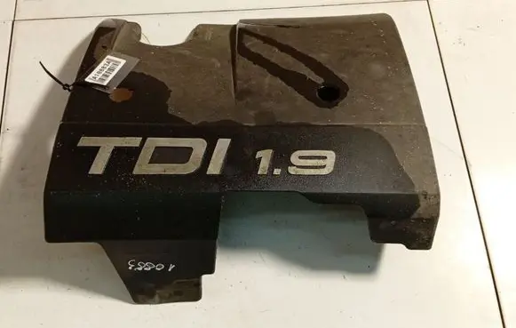Audi A4 S4 B5 8D Engine cover (trim) 028103935B