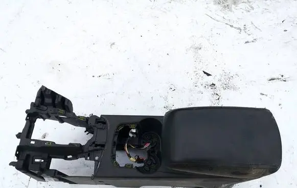 Ford Focus Armrest 
