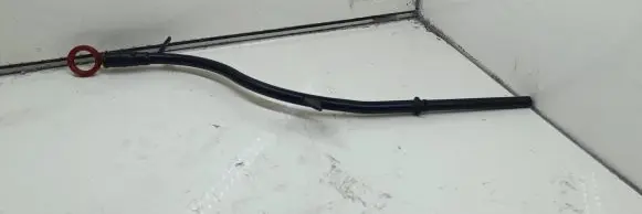 Volkswagen PASSAT B6 Oil level dip stick 03g103 634af