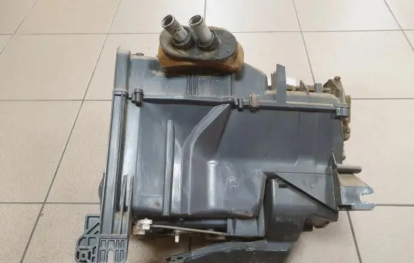Interior heater climate box assembly