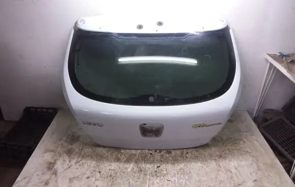 KIA Ceed Tailgate/trunk/boot lid