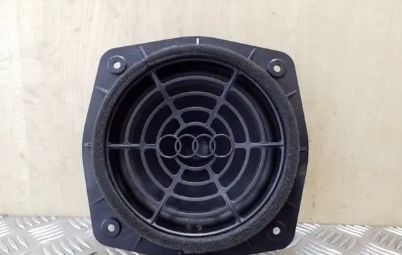 Audi TT TTS Mk2 Rear door speaker 8J0035411