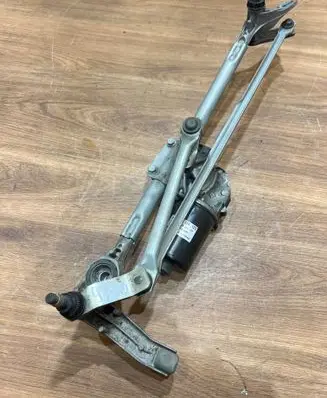 BMW 3 E90 E91 Front wiper linkage and motor 7161711