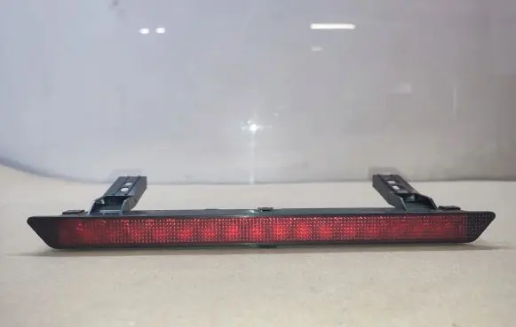 Skoda Fabia Mk1 (6Y) Third/center stoplight 6Y6945097A
