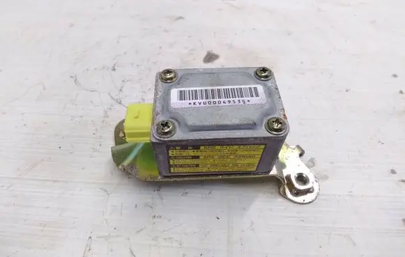 Subaru Forester SF Airbag deployment crash/impact sensor 98235FC040 2523000550