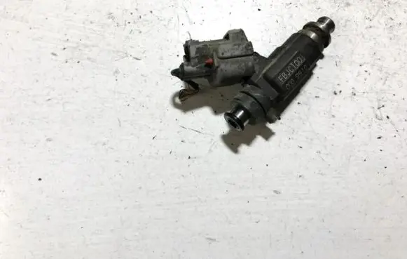 Subaru Legacy Fuel injector fbjc100 0009910